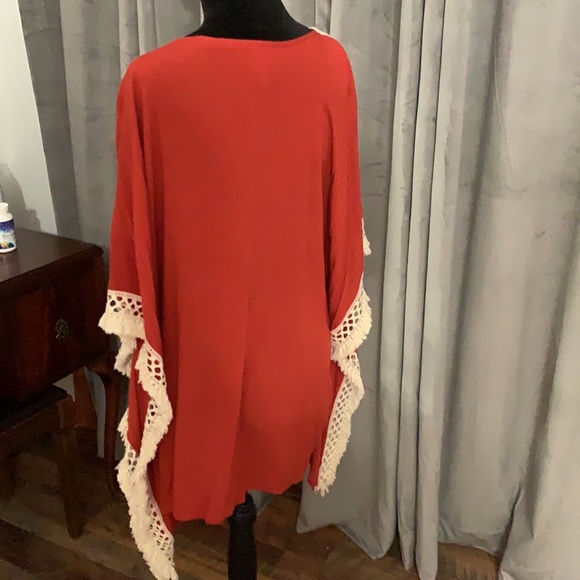 Tunic - Picture 3 of 4